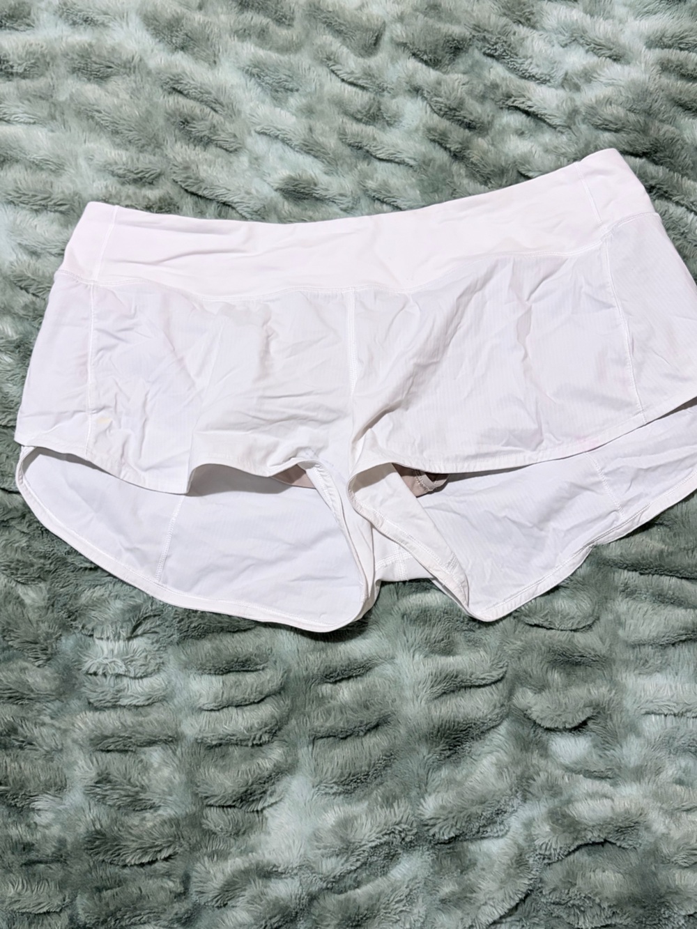 lululemon athletica Seamless Boyshorts - White